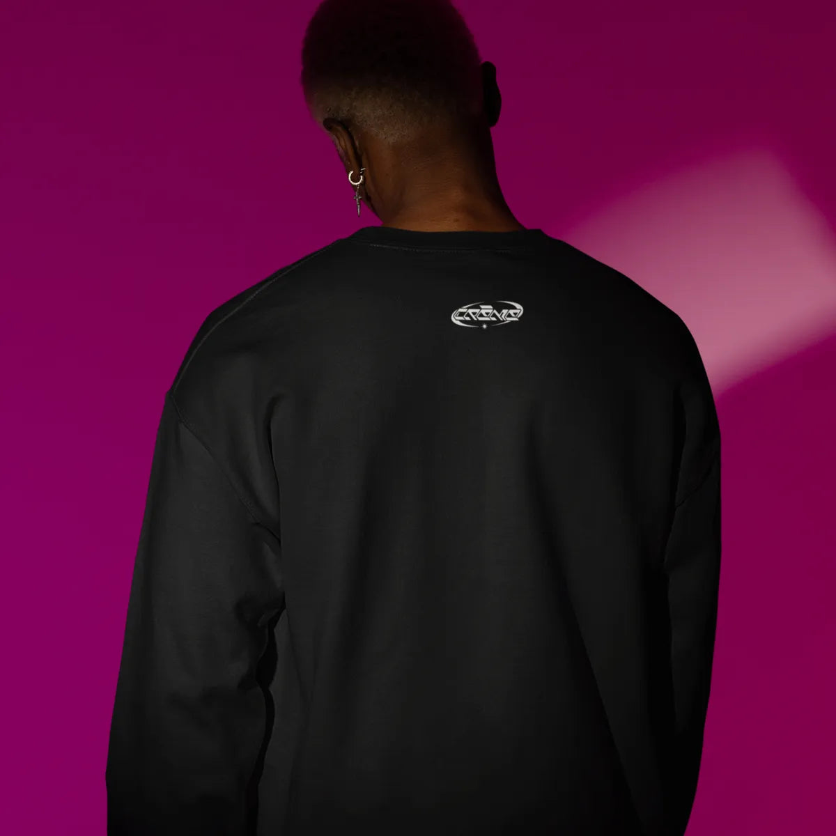 Black Crewnecks - Creme